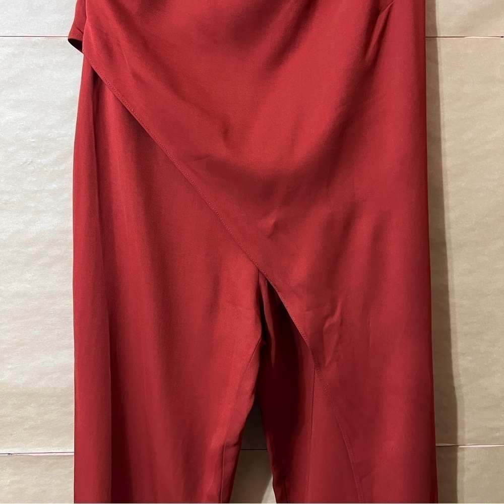 Michelle Mason | NWT Asymmetrical Strap Jumpsuit Drape Overlay Size 4 - Picture 8 of 14